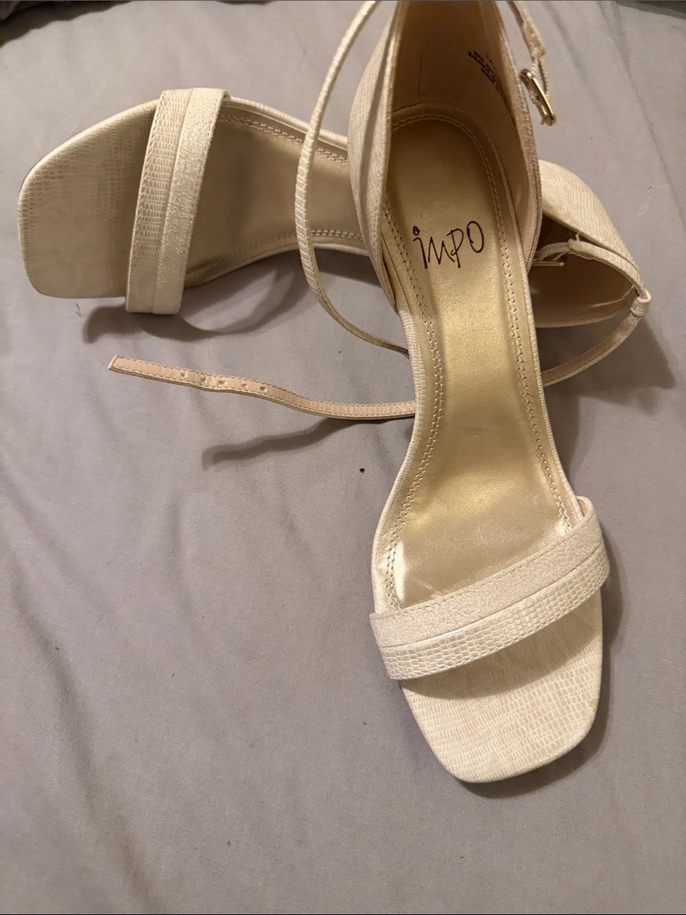 Women's Cream Strappy Block Heel Sandals
